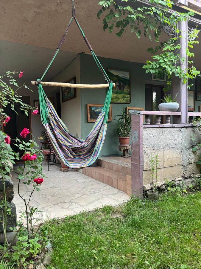 Artsiv Guesthouse Dilijan Eksteriør bilde